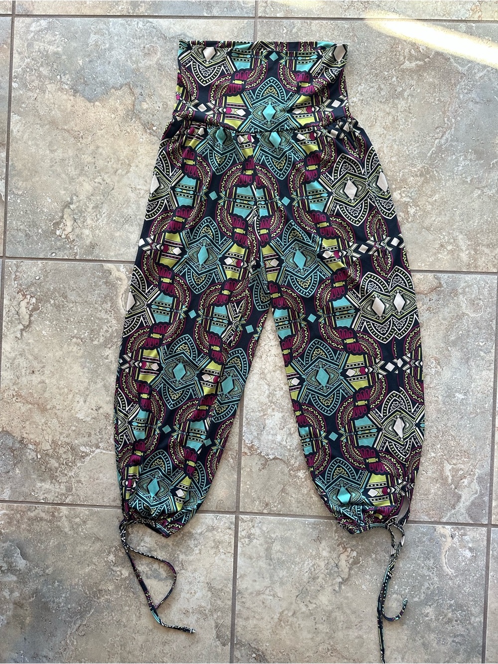 Stretchy Printed Harem Pants in Teal & Purple